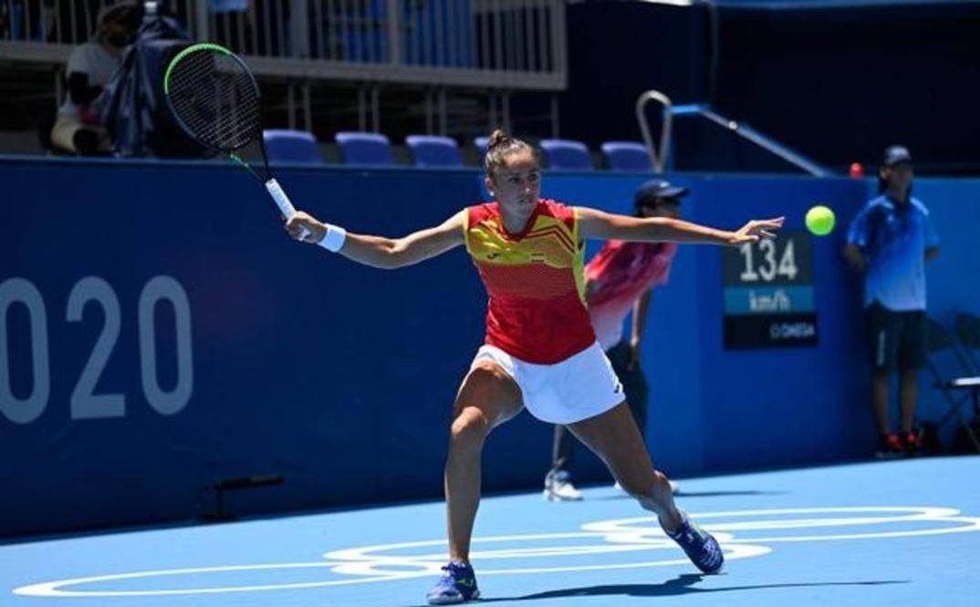 球出现在比 球出现在比